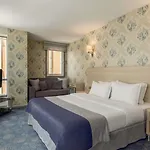Ramada By Wyndham Hotel 4*