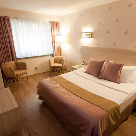 Ramada By Wyndham