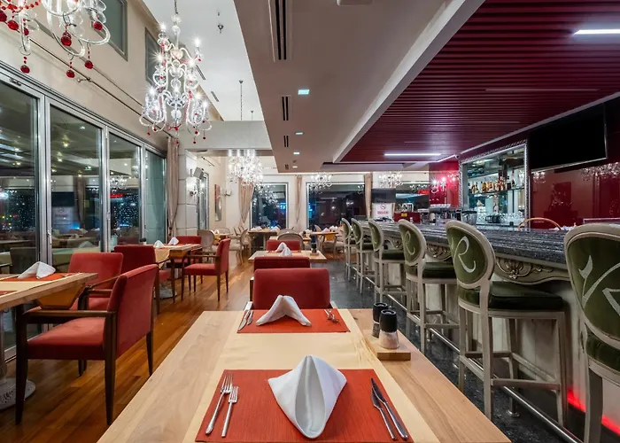 מלון Ramada By Wyndham