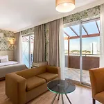 Otel Ramada By Wyndham