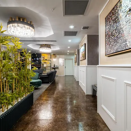 Ramada By Wyndham