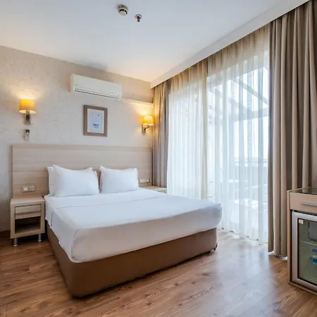 Szálloda Ramada By Wyndham 4*