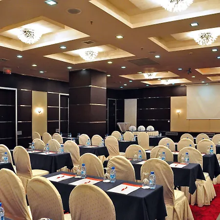 فندق Ramada By Wyndham أنقرة