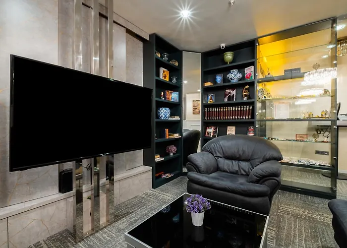 Ramada By Wyndham Hotel 4*