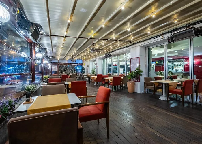 Ramada By Wyndham Otel 4*