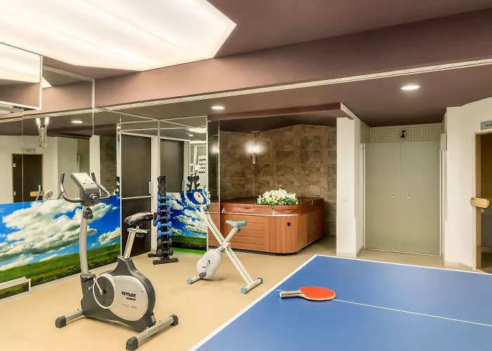 Ramada By Wyndham Otel 4*