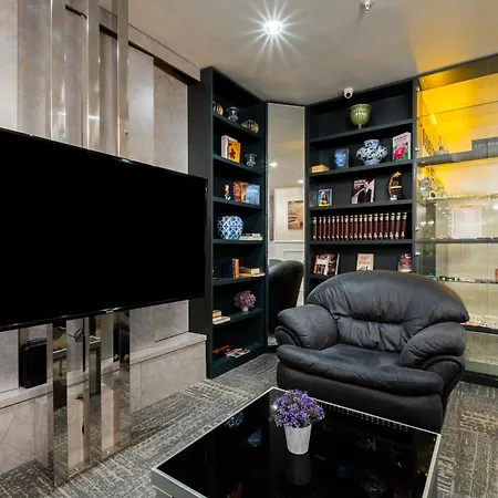 Ramada By Wyndham ホテル 4*