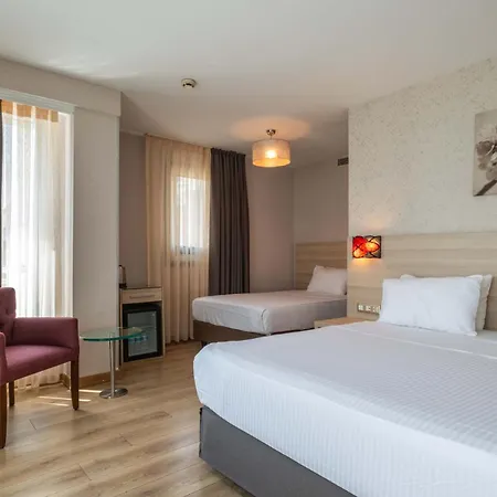 Ramada By Wyndham Hotel 4*