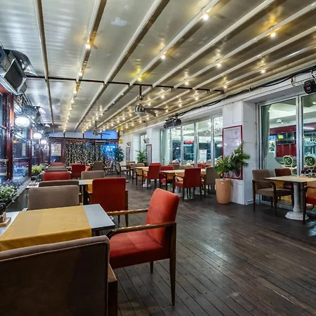 Ramada By Wyndham Hotel 4*