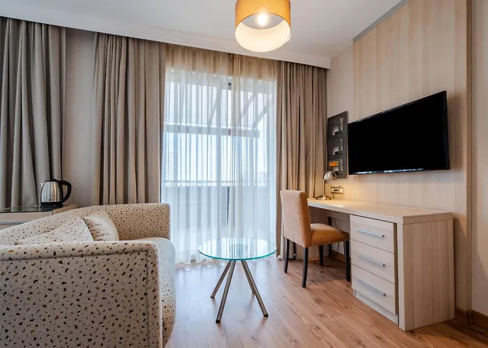 Ramada By Wyndham 4*